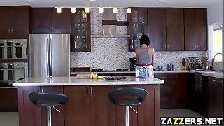 Buddy Hollywood feeds Veronica Avluv his huge cock