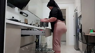 my stepmother wears a skirt for me and shows me her big butt.